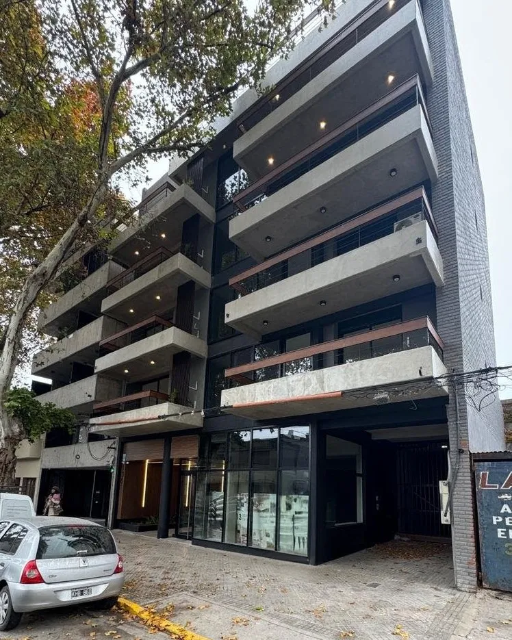 Local comercial - Rodríguez 138 bis