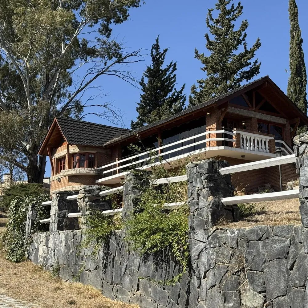 Importante Casa en Costa Azul con Vista Al Lago – Villa Carlos Paz