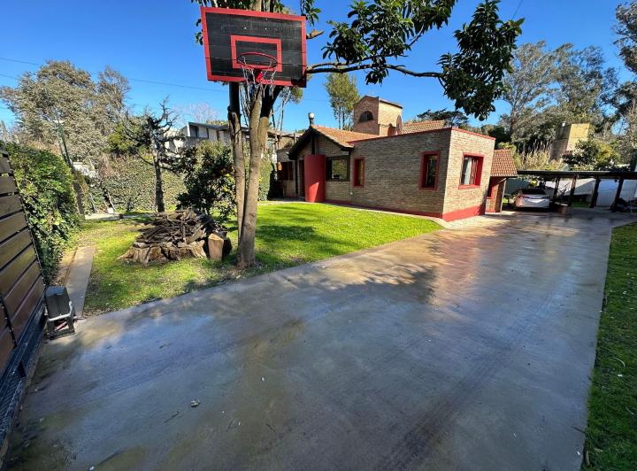 En Venta Chalet de 3 Ambientes. Reciclado. Zona Bosque Peralta Ramos