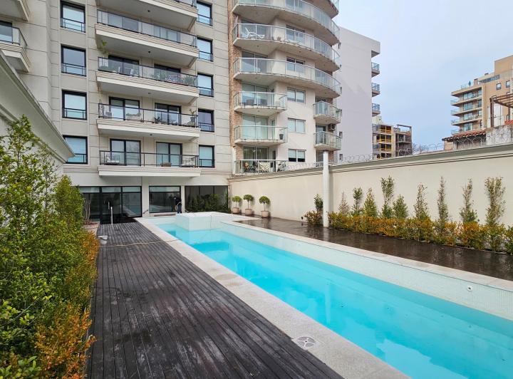 En Venta Departamento de 3 Ambientes, Terraza Propia, 2 Cocheras y 2 Bauleras.