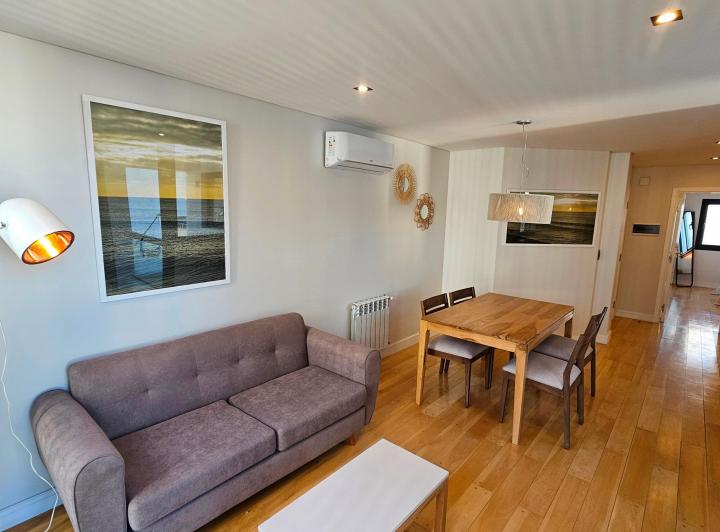 En Venta. Departamento 2 Ambientes, a Estrenar, Zona La Perla a m del Mar.
