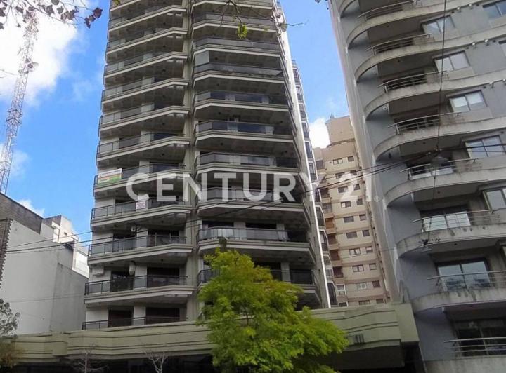 Excelente Departamento de 3 Ambientes, Zona Centro/la Perla