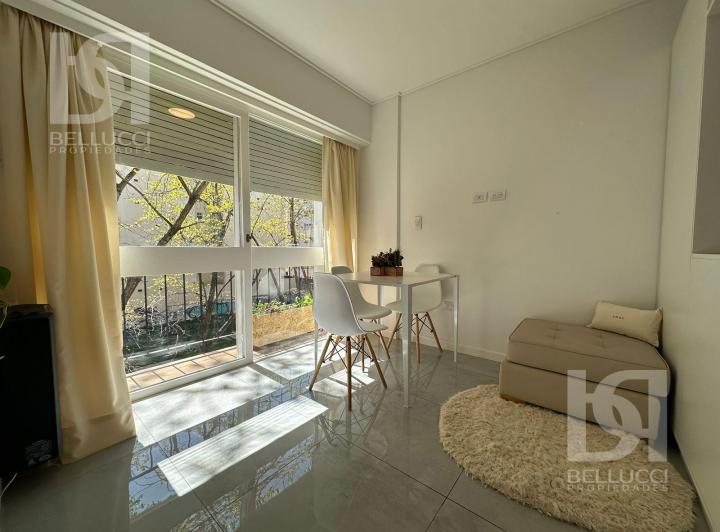 Venta // 1 Amb C Balcón // Plaza Colon