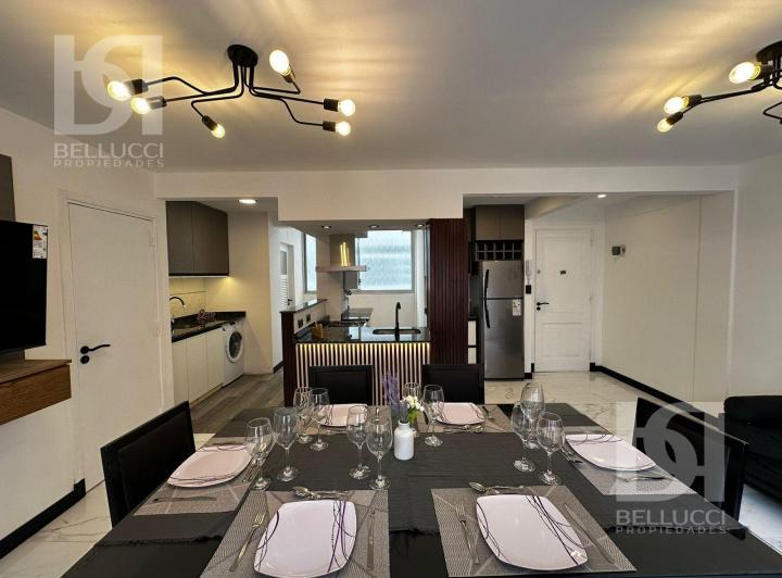 Venta // 3 Amb con Balcon