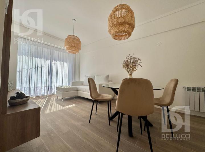 Departamento de 3 Ambientes con Balcon Corrido