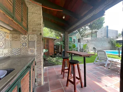 Imagen 1 de CASA EN EL CORAZON DE FISHERTON