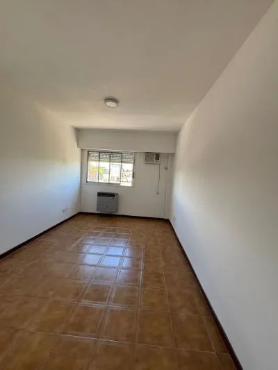 Imagen 2 de Departamento en venta en Ramos Mejia - Rondeau 1095 7
