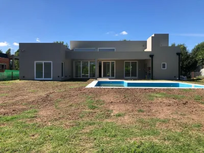 Imagen 2 de Casa en Venta La Concepcion de Lujan