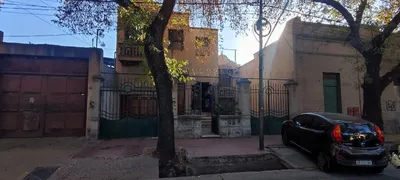Imagen 1 de Casa+2 deptos.+terreno en Venta ubicado en Ciudad de Mendoza