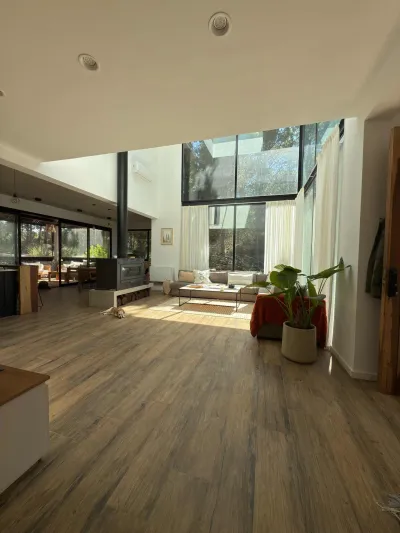 Imagen 2 de Excelente Casa Amueblada en Costa Esmeralda - Barrio Residencial 1