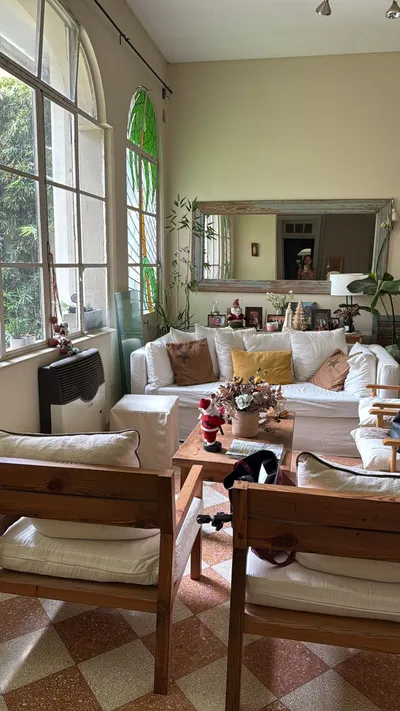 Imagen 1 de CASA EN EXCELENTE UBICACIÓN - Alvear y Maipú