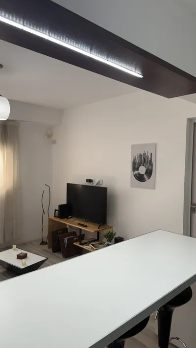 Imagen 1 de UN DORMITORIO EN PLENO CENTRO