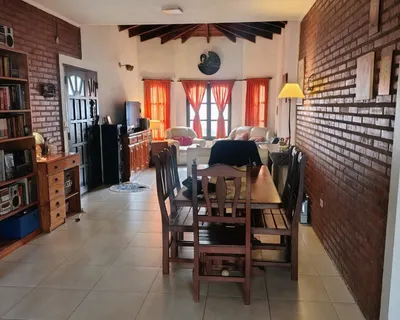 Imagen 2 de Casa 3 dormitorios - Country Profesional de Funes 