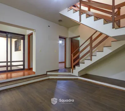 Imagen 2 de Venta | Permuta - Casa de Dos Plantas, 3 Dorm., Jardín, Terraza y Cochera - Barrio Echesortu