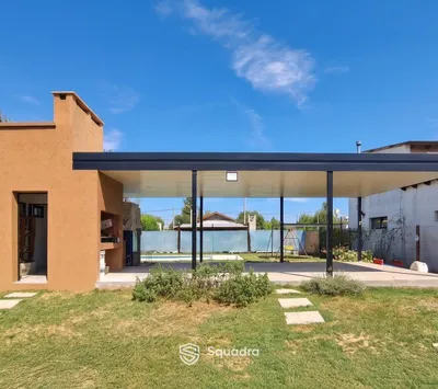 Imagen 2 de Venta | Permuta - Quincho con Pileta. Calidad Muy Buena - Punta Chacra - Roldán.