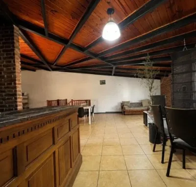 Imagen 1 de CHALET EN VENTA · ALBERDI