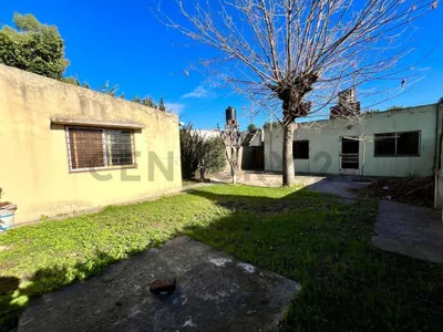 Imagen 1 de Venta Casa 3 Ambientes - Apto Credito - San Miguel