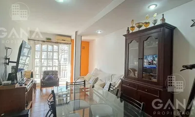 Imagen 2 de Venta Departamento en Pichincha de 2 Dorm. Balcon Al Frente.