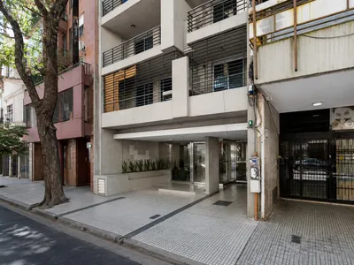 Imagen 1 de MONOAMBIENTE AMOBLADO / MITRE Y 9 DE JULIO