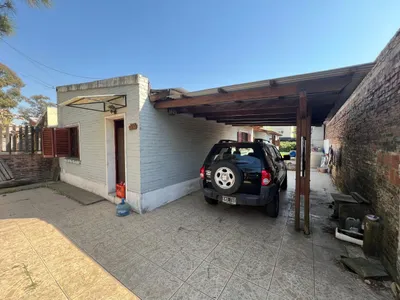 Imagen 1 de CASA 3 DORMITORIOS CON JARDÍN Y PILETA - APTA CREDITO | BARRIO TANGO, FISHERTON