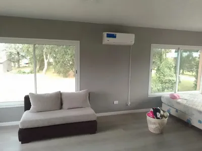 Imagen 1 de Casa 4 Ambientes  3 Habiataciones  2 Baños  Cochera Jardin Aire Acondicionado  Gimnacio