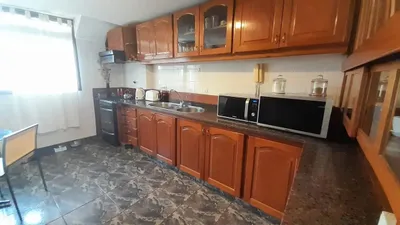 Imagen 2 de Venta Ph 4 Ambientes Al Frente Con Cochera, Patio, Terraza Y Quincho. El Inmueble Cuenta Con Amplio Living Comedor Al Frente Muy Luminoso Con Salida Al Balcón Corrido, Cocina Comedor Separada Con Barr