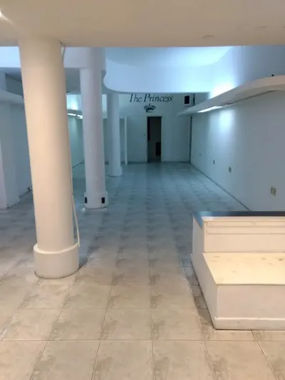 Imagen 2 de Local En Venta  Centro De Mar Del Plata  Independencia Y San Martín