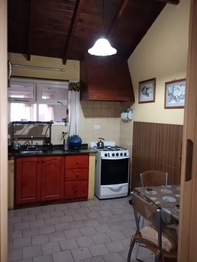 Imagen 2 de Casa 3 Ambientes En Venta  Barrio Peralta Ramos  Mar Del Plata   Excelente Oportunidad En Una De Las Zonas Residenciales Más Buscadas De Mar Del Plata.  La Propiedad Cuenta Con:  3 Ambientes  2