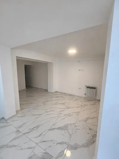 Imagen 1 de Casa En Ph Venta Mar Del Plata Barrio Chauvin Santa Fe 4404 3 Ambientes 2 Dormitorios Terraza Propia Balcón Reciclada 110 M² 80 Cubiertos Radiadores Caldera Individual