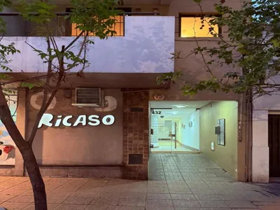 Foto de Departamento de 1 Dormitorio en Venta en B° General Paz PB c/ Patio