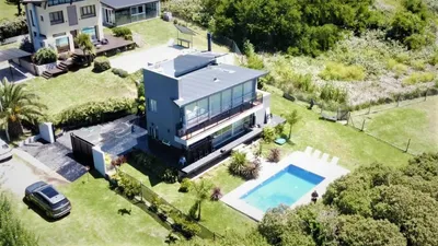 Foto de Venta | Casa Moderna En Sierra De Los Padres  Mar Del Plata 4 Ambientes Con Parque Losa Radiante