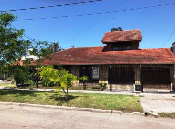 Imagen 2 de En Vent Chalet en PH de 4 Ambientes en Zona Constitucion