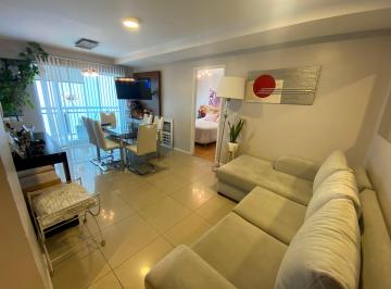Imagen 2 de Departamento 2 Ambientes con Cochera y Baulera Zona Plaza Mitre. en Venta