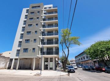 Imagen 2 de En Venta. Departamento de 3 Ambientes con Cochera. Barrio Chauvin.
