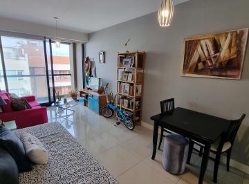 Imagen 2 de En Venta. Departamento 2 Ambientes con Cochera Zona Chauvin.