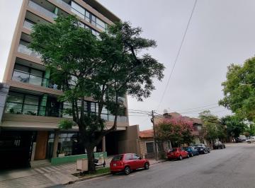 Imagen 1 de En Venta. Departamento 2 Ambientes con Cochera Zona Chauvin.