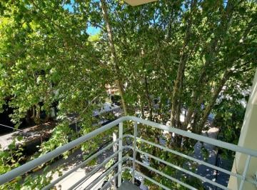 Imagen 1 de En Venta: Departamento de 2 Ambientes con Cochera Cubierta. Zona Güemes.