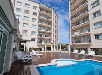 Imagen 3 de En Venta: Departamento de 2 Ambientes Al Frente con Cochera. Zona Güemes.