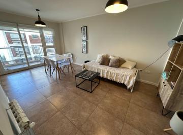 Imagen 2 de En Venta - Departamento 2 Ambientes - Cochera y Baulera - Zona Macrocentro.