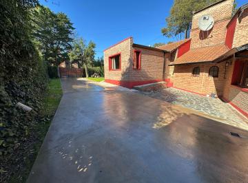 Imagen 1 de En Venta Chalet de 3 Ambientes. Reciclado. Zona Bosque Peralta Ramos