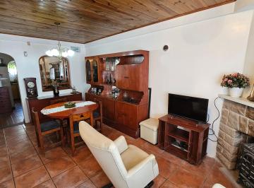 Imagen 2 de En Venta: Chalet en 2 Plantas. Zona Güemes