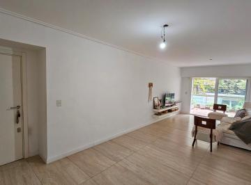 Imagen 2 de En Venta. Departamento D E 3 Ambientes Al Frente con Cochera. Zona Güemes.