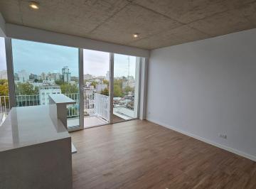 Imagen 1 de En Venta. Departamento de 2 Ambientes con Terraza Propia. Zona Plaza Mitre.