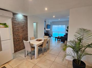 Imagen 1 de En Venta PH en Dúplex de 2 Ambientes Al Frente. Barrio San Juan.