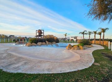 Imagen 2 de En Venta. Lote de 678 m&sup2;. Barrio Privado Developer Park. Lote 56, Bio 1.