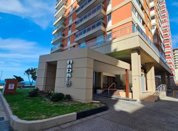 Imagen 1 de En Venta. Departamento de 4 Ambientes con Quincho Propio, Vista Plena Al Mar.