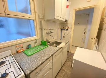 Imagen 2 de En Venta Departamento 2 Ambientes, Zona Güemes.