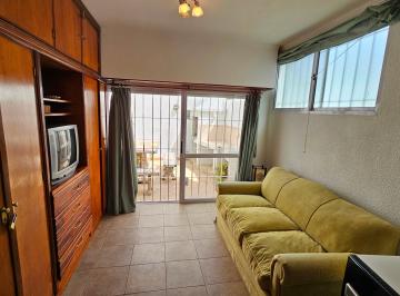 Imagen 1 de En Venta. Departamento de 2 Ambientes Doble Patio Zona Punta Mogotes
