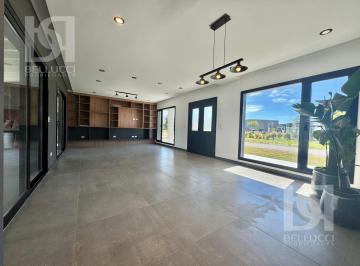 Imagen 2 de Casa en Venta en Rumenco Joven