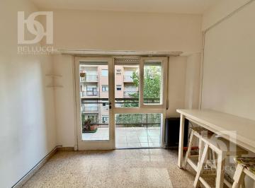 Imagen 1 de Alquiler 24 Meses// 2 Ambientes con Balcon a La Calle